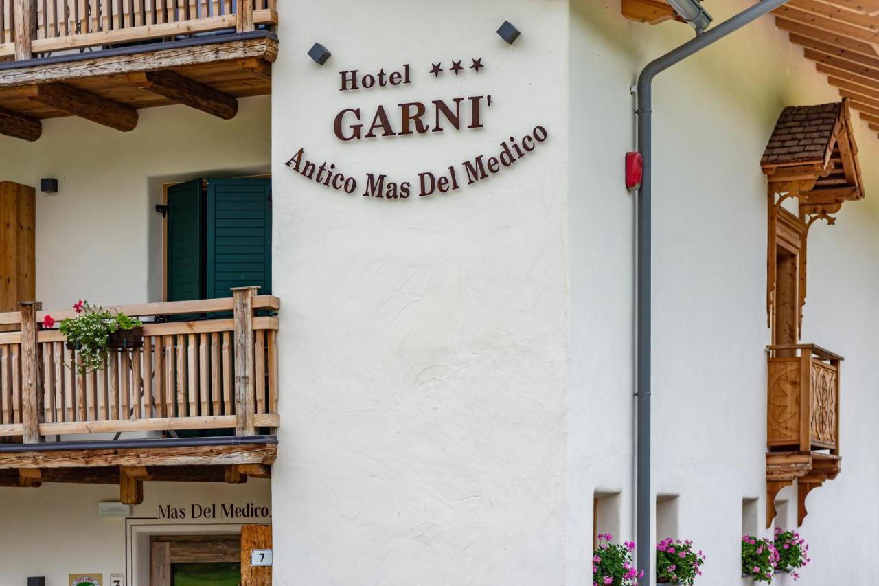 Albergo Garni Antico Mas Del Medico Cavalese Exterior photo